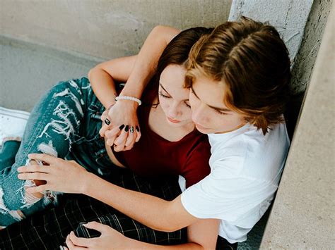 Teenagers Having Sex Isn’t Bad for Them: 7 Things to Consider